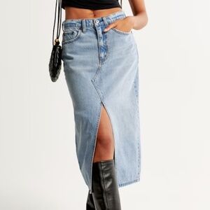 NWOT Abercrombie Denim Midi Skirt